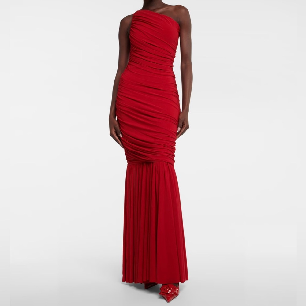 Norma Kamali Diana Ruched Fishtail Gown • M